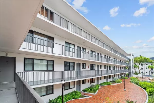 Miami, FL 33133,2924 Day Ave #N211