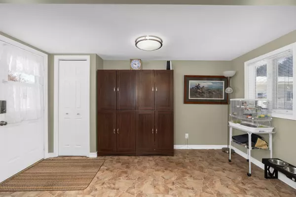 Essa, ON L0L 1N0,4976 25th Side Road #42