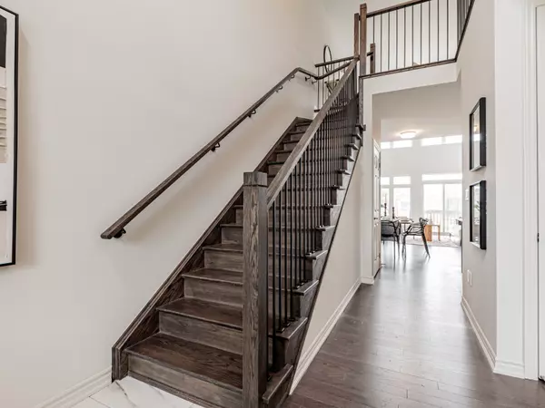 Adjala-tosorontio, ON L0G 1W0,10 Bayberry DR