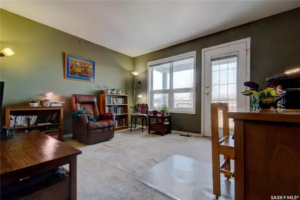 Regina, SK S4T 2A3,2203 Angus STREET #404