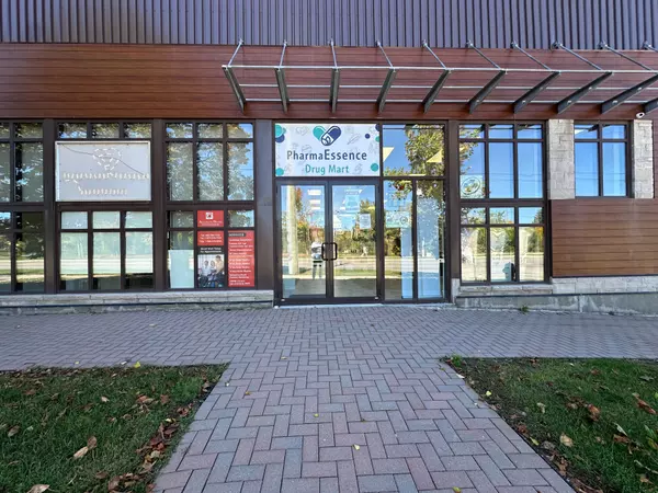 Halton Hills, ON L7G 4A4,120 Guelph ST #West Half