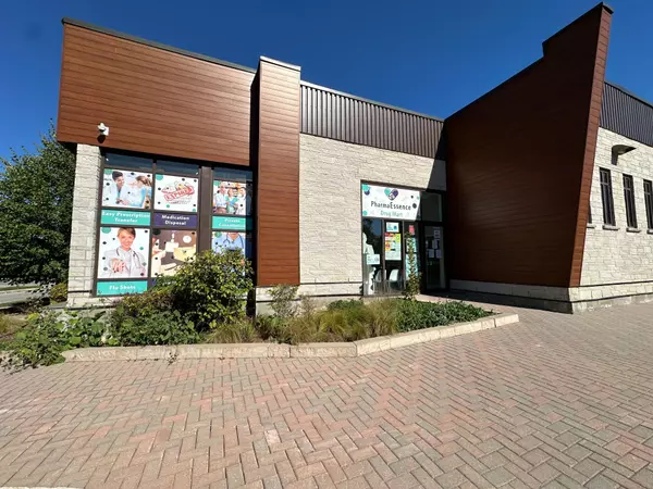 Halton Hills, ON L7G 4A4,120 Guelph ST #West Half