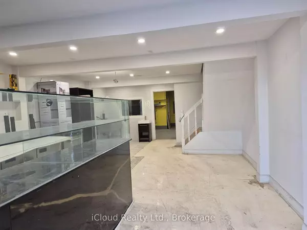 Brampton, ON L6T 4L9,8 Strathearn AVE #15