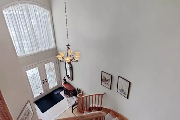 Oakville, ON L6H 7N9,1238 Agram DR