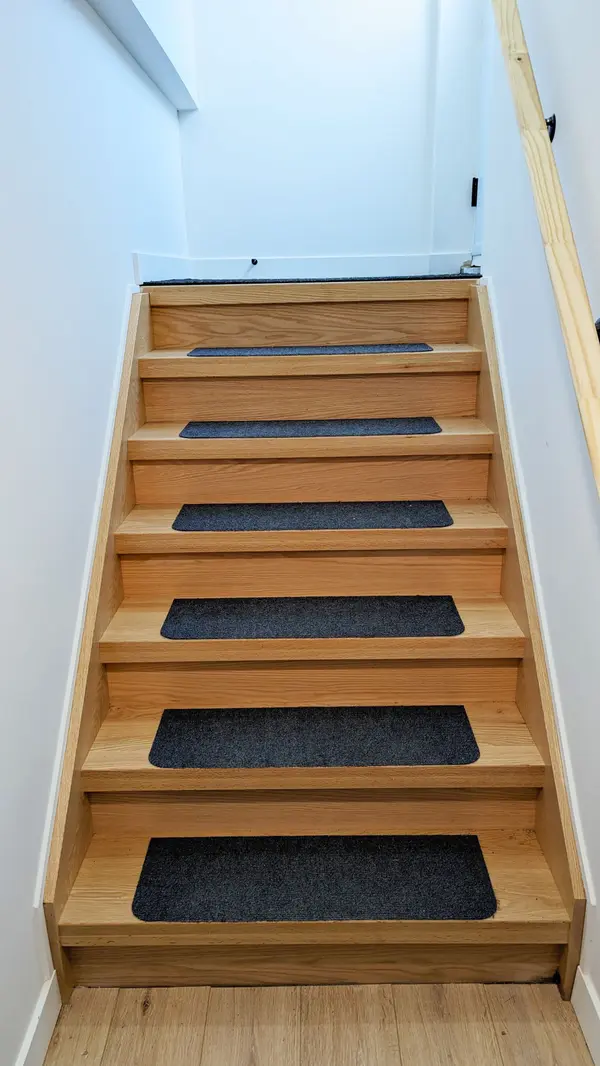 Toronto W09, ON M9P 2A7,2301 Lawrence AVE W #Basement