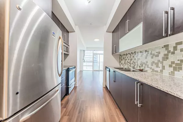 Toronto W06, ON M8V 0A5,16 Brookers LN #2410