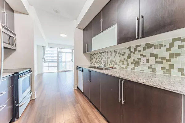 Toronto W06, ON M8V 0A5,16 Brookers LN #2410