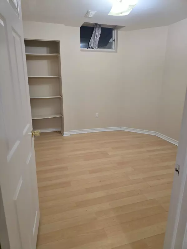 Brampton, ON L6P 2X7,12 Fieldview DR