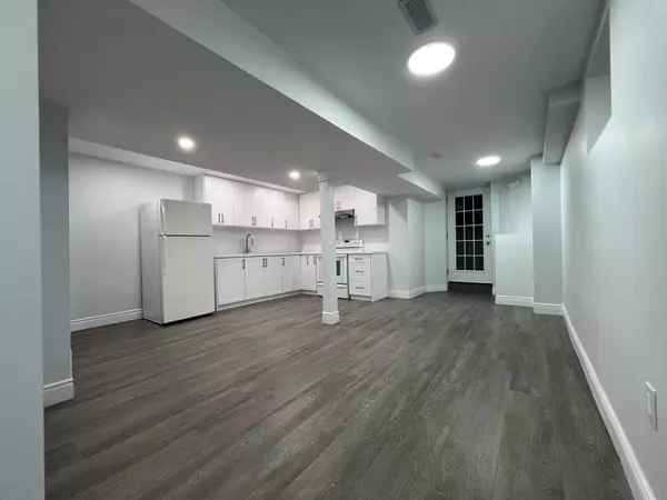 Brampton, ON L6X 0P8,8 Evanwood CRES #Bsmt