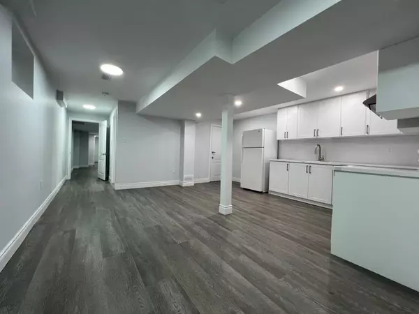 Brampton, ON L6X 0P8,8 Evanwood CRES #Bsmt