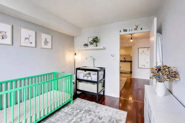 Mississauga, ON L5B 4B1,135 Hillcrest AVE #309