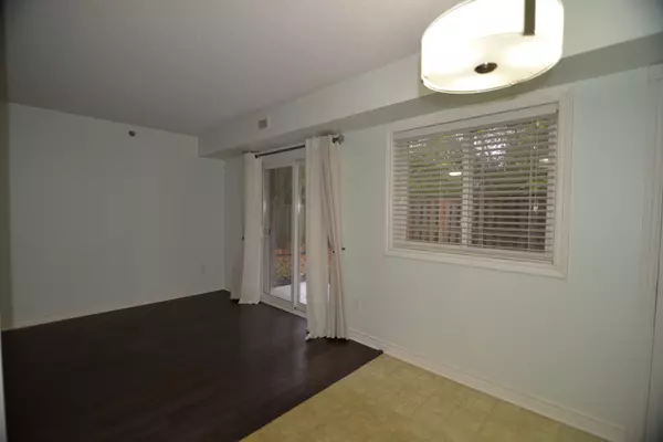 Cobourg, ON K9A 0B9,841 Battell ST N #107