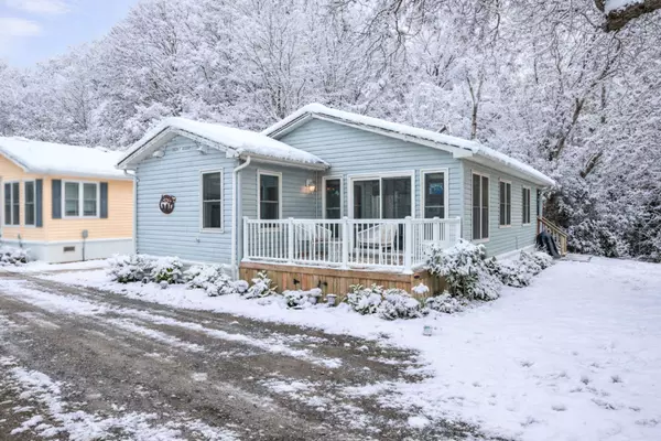 22790 Amiens RD #1, Middlesex Centre, ON N0L 1R0