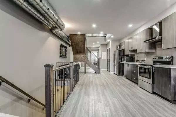 73 King ST E #1, Hamilton, ON L8N 1A5