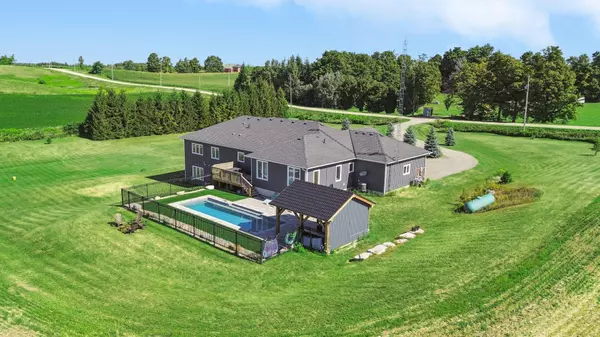 East Garafraxa, ON L9W 7A8,151116 12th Line