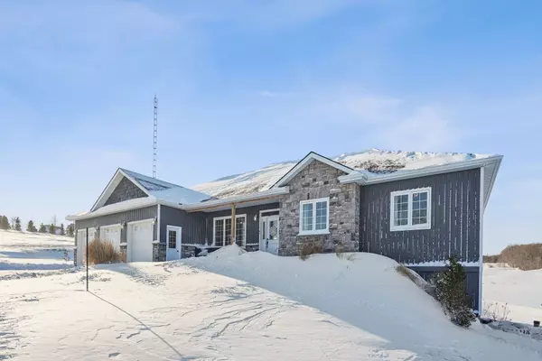 East Garafraxa, ON L9W 7A8,151116 12th Line