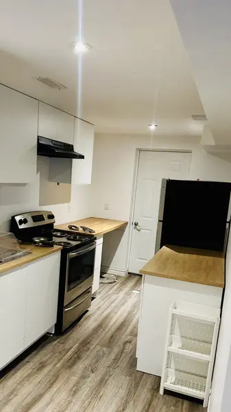 57 Creek Ridge ST, Kitchener, ON N2R 0B6