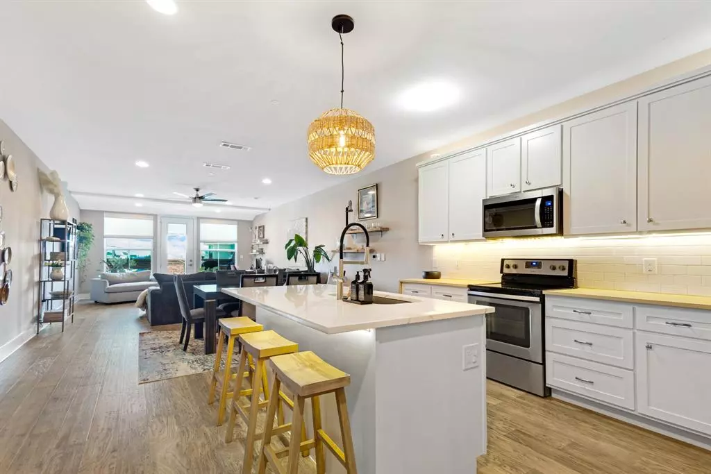 Lewisville, TX 75057,251 S Mill Street #260