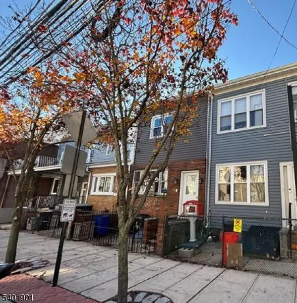 Union City, NJ 07087,161 19Th St