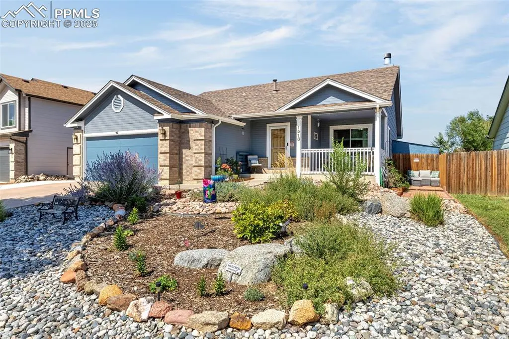 1518 S Canoe Creek DR, Colorado Springs, CO 80906