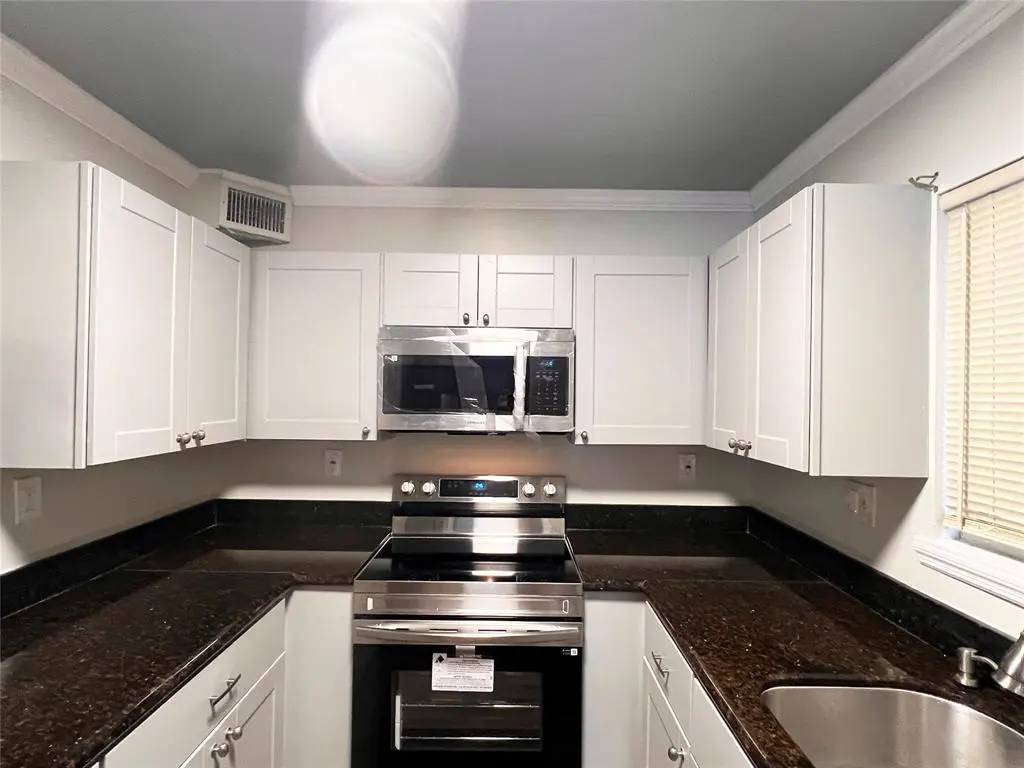 Margate, FL 33063,459 N Laurel Dr #2002