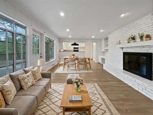 Fort Worth, TX 76112,5816 Yolanda Drive