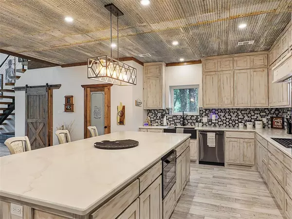 Sherman, TX 75092,27809 W US Hwy 82