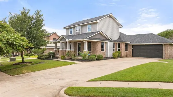 119 Camelot Street,  Glen Rose,  TX 76043