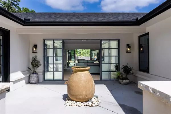 Southlake, TX 76092,1223 Ridgewood Circle