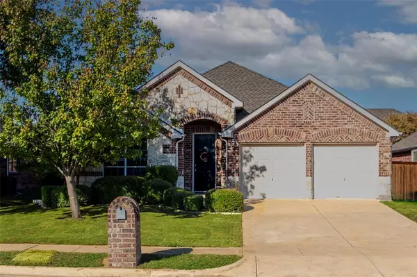 2409 Chesterwood Drive,  Little Elm,  TX 75068