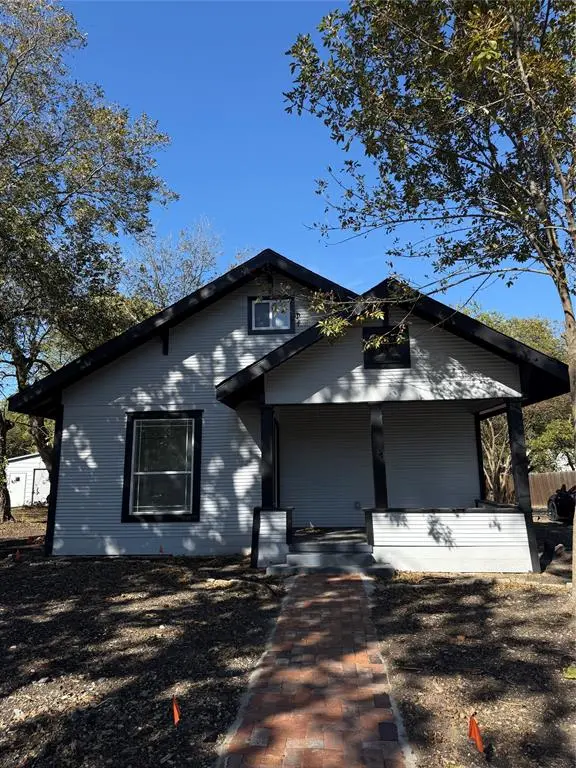 Whitewright, TX 75491,404 W Elm Street