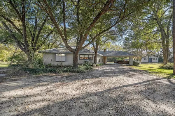 Kosse, TX 76653,1330 State Highway 14