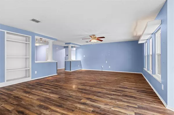 Haltom City, TX 76137,5281 Dillon Circle