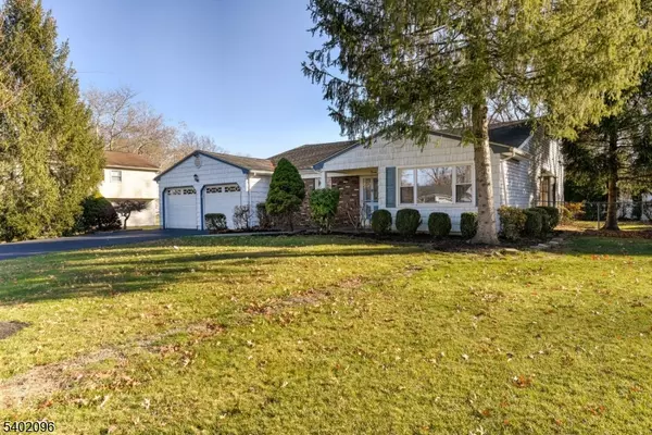 South Brunswick Twp., NJ 08824,28 Chipper Dr