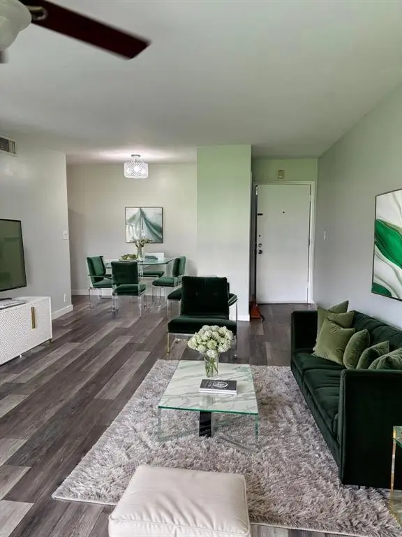 Wilton Manors, FL 33305,9 NE 19th Ct #102 C