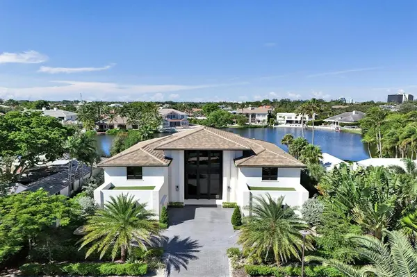 7 Seneca Rd, Sea Ranch Lakes, FL 33308