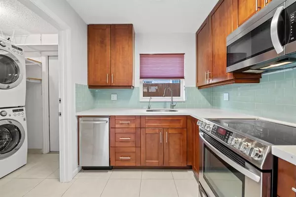 Fort Lauderdale, FL 33315,615 SW 16th Ct #1S