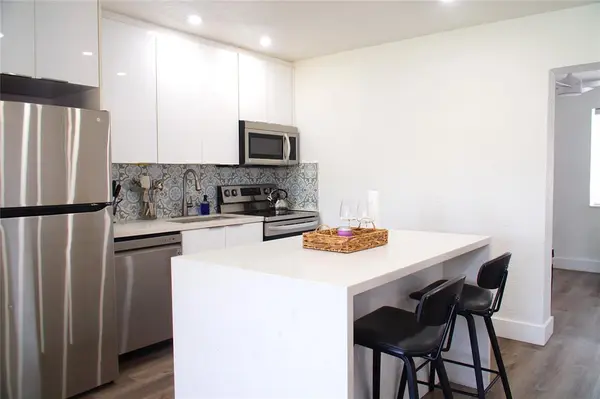 Fort Lauderdale, FL 33311,521 NW 20th Ave