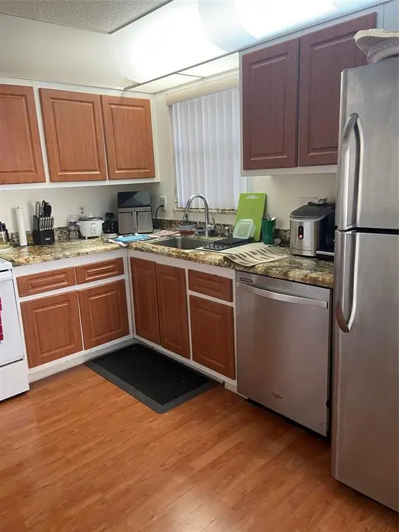 Coral Springs, FL 33071,9641 Riverside Dr #F1