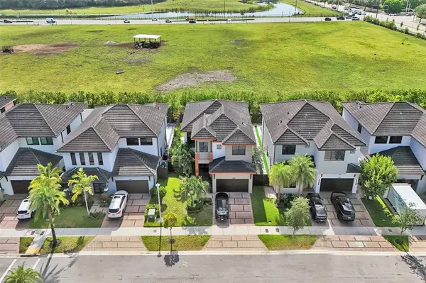 Miami Lakes, FL 33018,15501 NW 88th Ave #15501