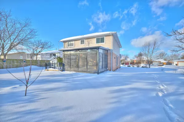 Fort Erie, ON L0S 1S0,3722 Sussex LN