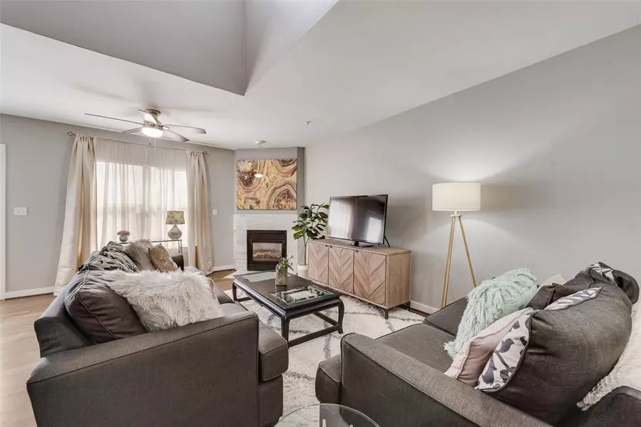 3922 Gilbert Avenue #220, Dallas, TX 75219