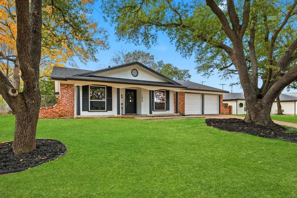 Hurst, TX 76053,1429 Foothill Drive