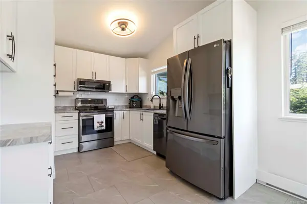 6110 Seabroom Rd #2, Sooke, BC V9Z 0B8