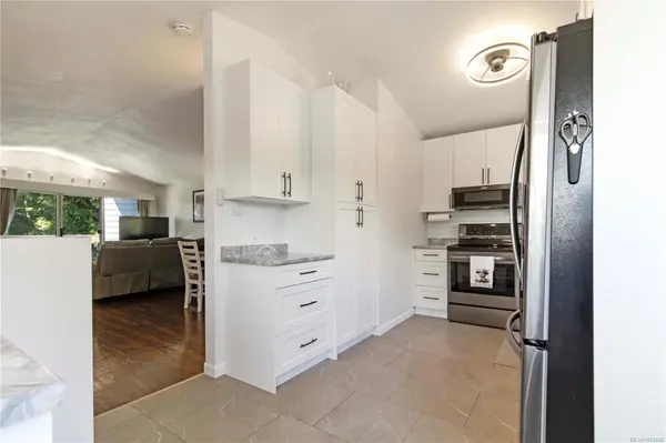 6110 Seabroom Rd #2, Sooke, BC V9Z 0B8