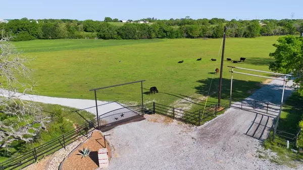 Alvord, TX 76225,1480 CR-1180