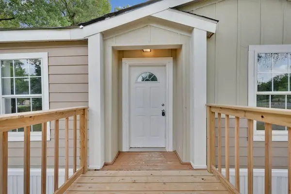 336 Charis Drive, Stonewall, LA 71078