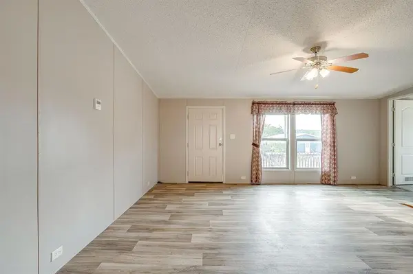 Granbury, TX 76048,900 Tree Drive