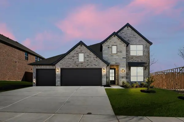 516 Waterford Park Boulevard, Weatherford, TX 76087