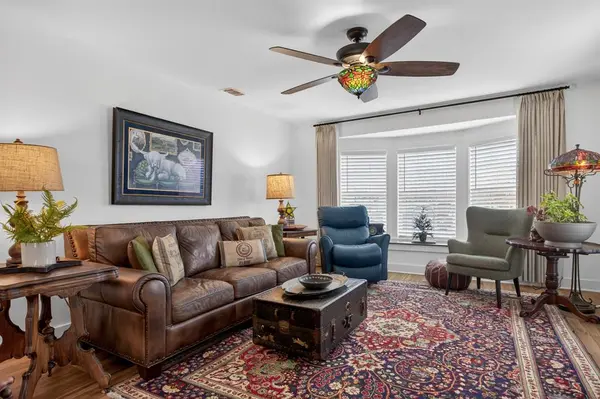 Valley View, TX 76272,2074 W Fm 922